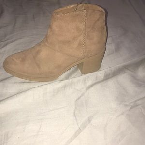 Ankle boots